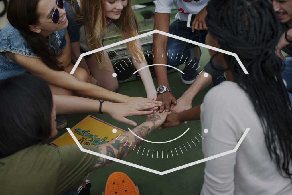 Representación gráfica de una red de apoyo comunitario donde cada persona está conectada con otras