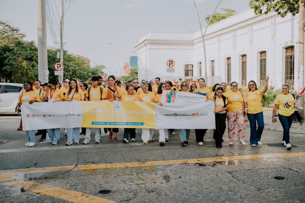 Participantes de la tercera Caminata por la Vida en Barranquilla, 11 de septiembre de 2026
